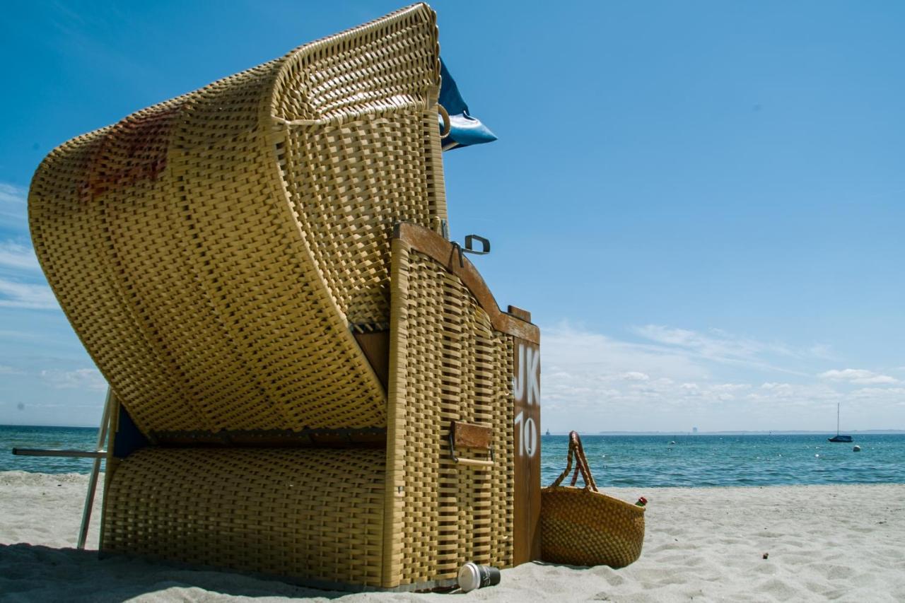 Sunny Suite 14 - Elegantes Hotelapartment Mit Grossartigem Pool-Wellnessbereich Direkt Am Meer In Ruhiger Lage - Perfekt Fuer Mensch Und Tier Бёргеренде-Ретвиш Экстерьер фото