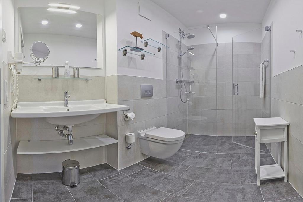 Sunny Suite 14 - Elegantes Hotelapartment Mit Grossartigem Pool-Wellnessbereich Direkt Am Meer In Ruhiger Lage - Perfekt Fuer Mensch Und Tier Бёргеренде-Ретвиш Экстерьер фото